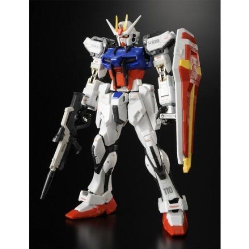 GAT-X105 Strike Gundam - 1/144 scale - RG Kidou Senshi Gundam SEED - Bandai