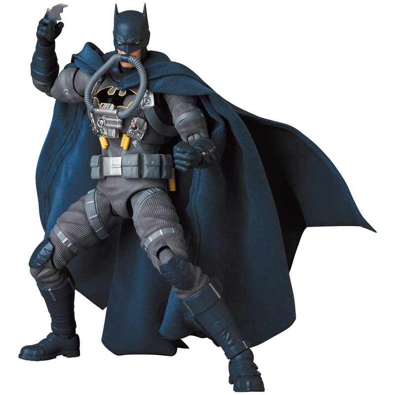 "Batman: Hush" MAFEX No.166 Stealth Jumper Batman (Batman: Hush Ver.)